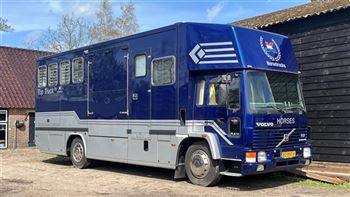 Volvo JK Horse truck 6 paards met livinggedeelte